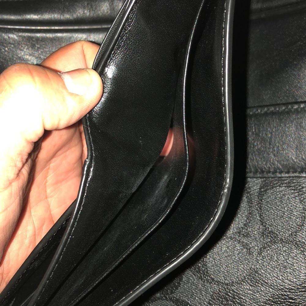 Coach Wallet - Picture 4 of 4